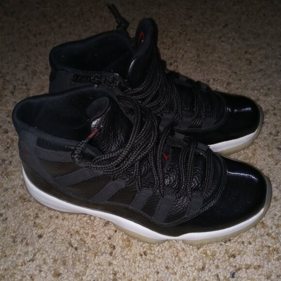 Jordan 11 "72-10" High, US Size 8.5, Black Tumbled Leather - Picture 4 of 6